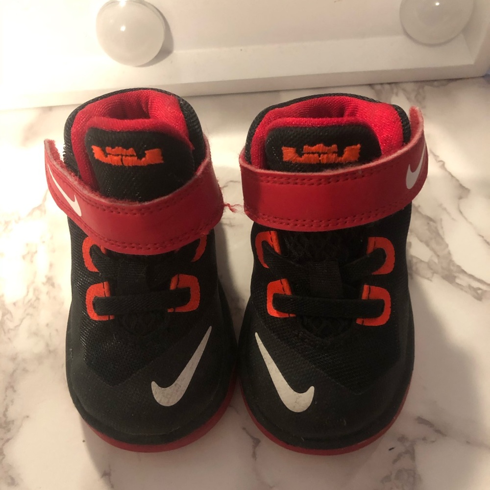 Baby Nike’s 4c